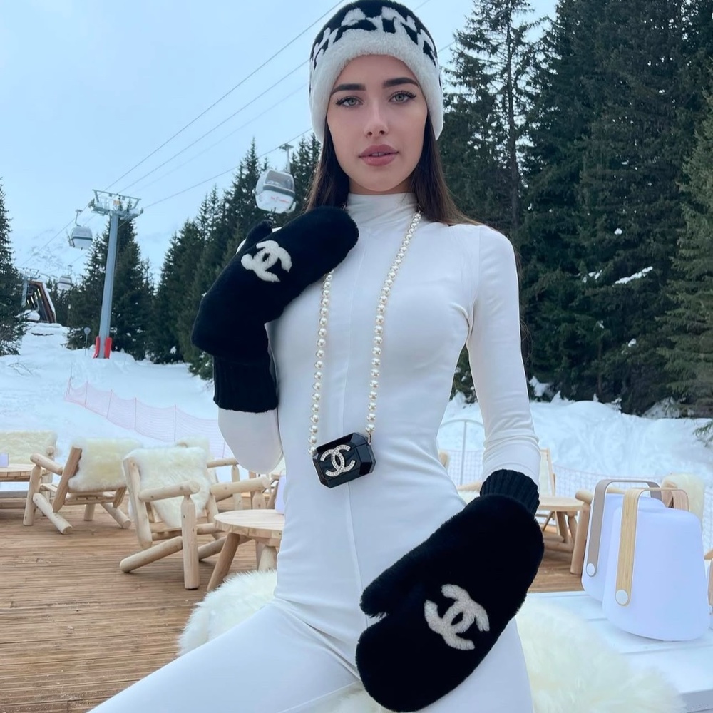 NWT Chanel Shearling Headband - Picture 14 of 14